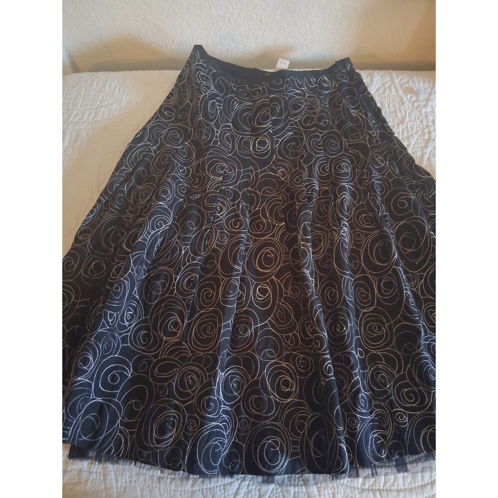 Harold's embroidered full-lined mesh tulle midi skirt Size 0